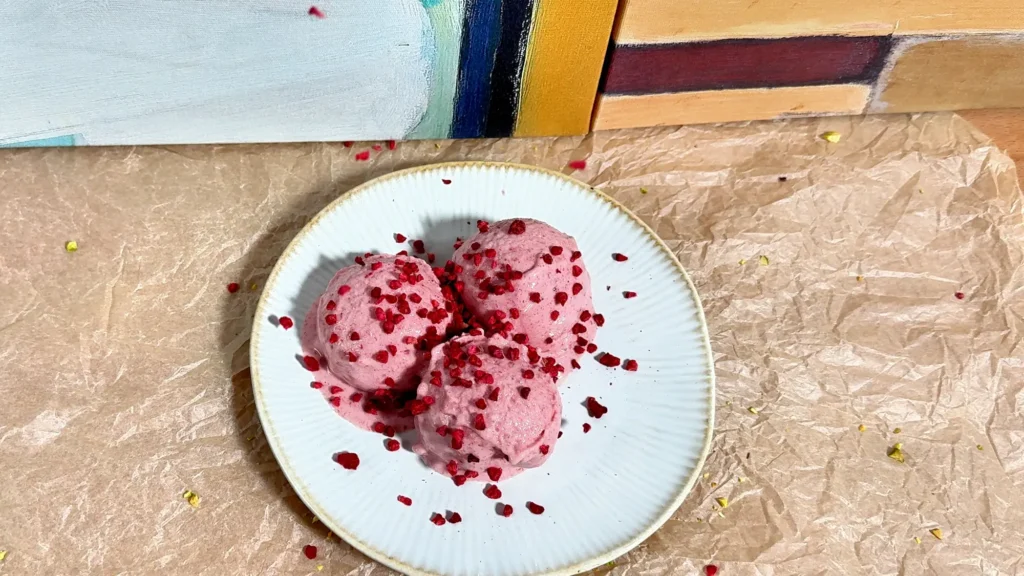 Helado de fresa sin heladera