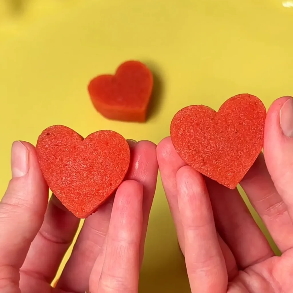corazón de gelatina de fresa
